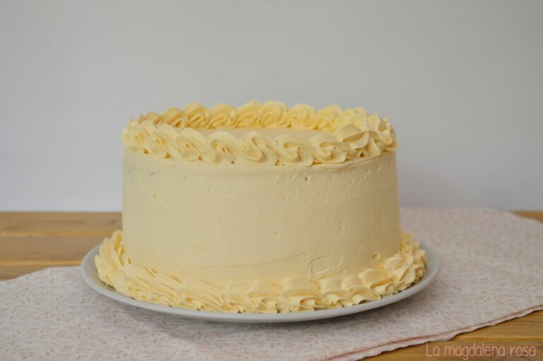 Tarta de canela y fruta de la pasión