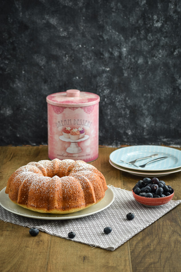 BUNDT CAKE DE LIMÓN Y ARÁNDANOS